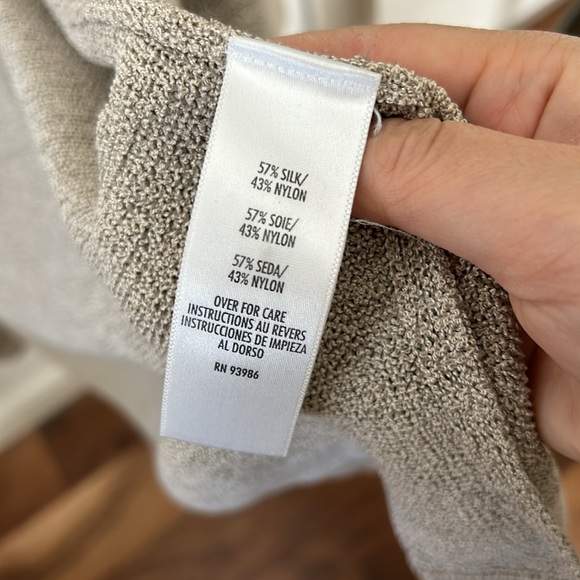 Vintage August‎ Max Silk Blend Lightweight Cardigan. Size 4 - Picture 5 of 9